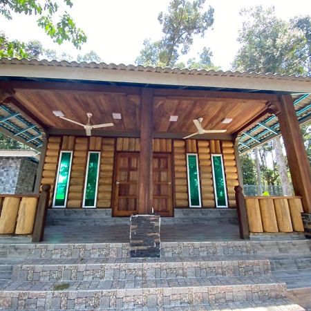 Homestay Dusun Ana Balun スリム・リバー エクステリア 写真