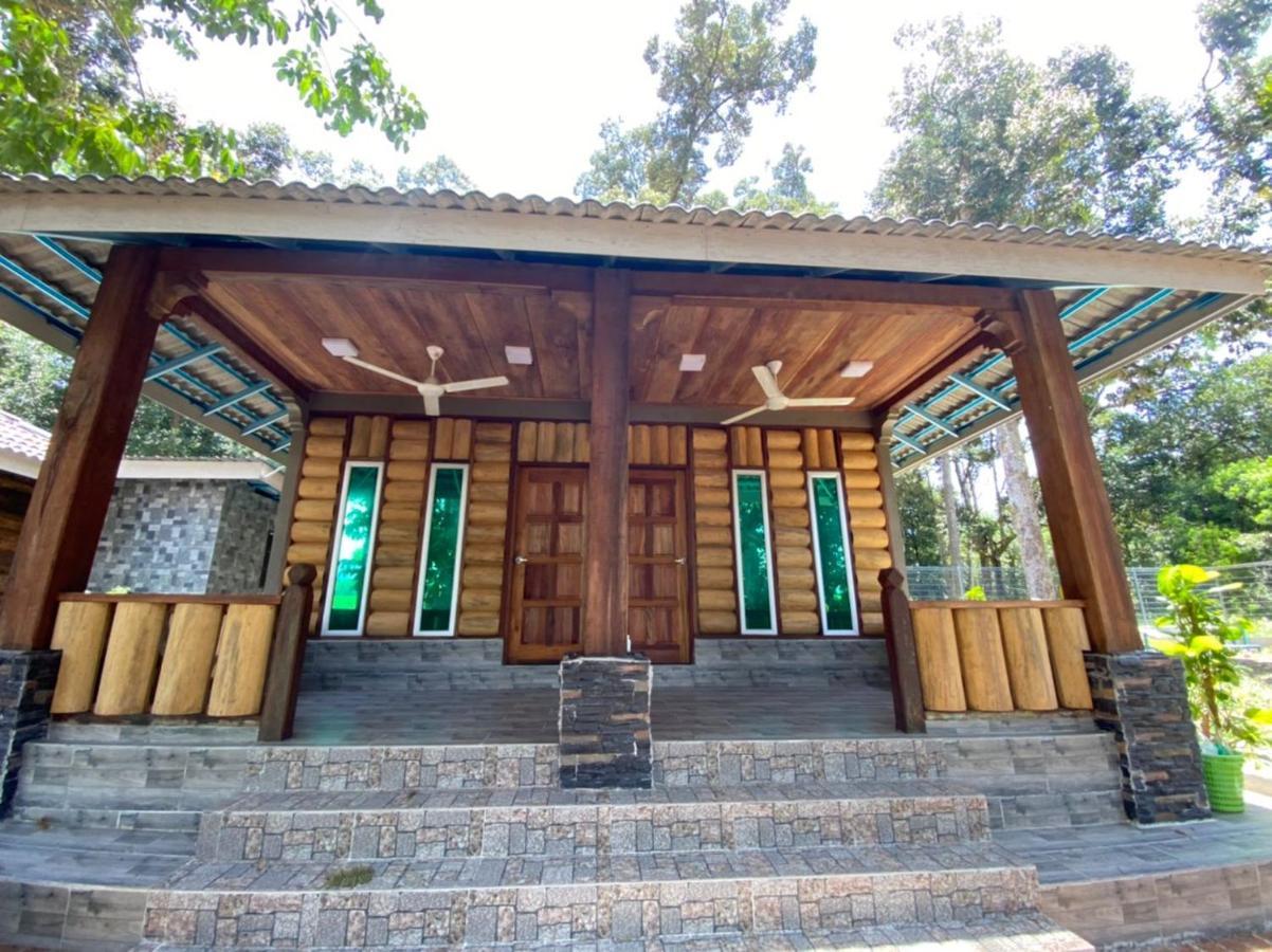 Homestay Dusun Ana Balun スリム・リバー エクステリア 写真